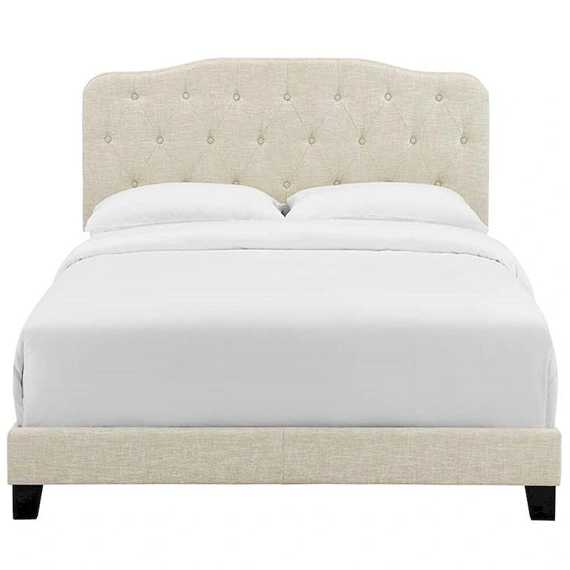 Lit plateforme en tissu beige avec tête de lit capitonnée