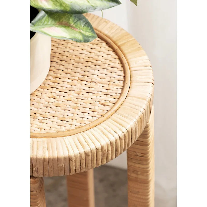 Petite table basse en rotin