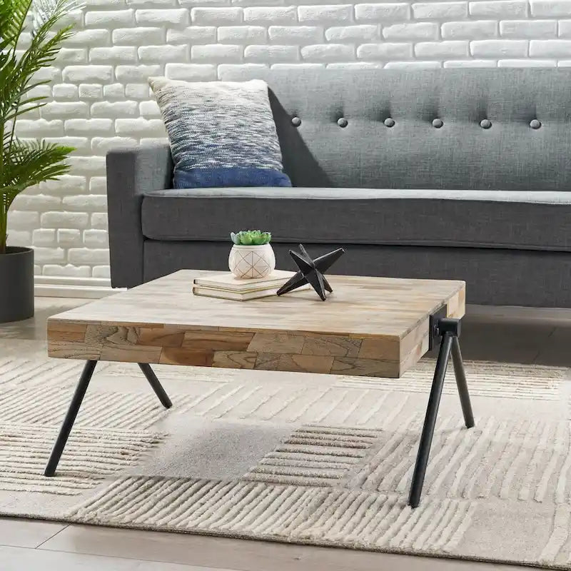 Table basse en bois de manguier, design de style industriel moderne.